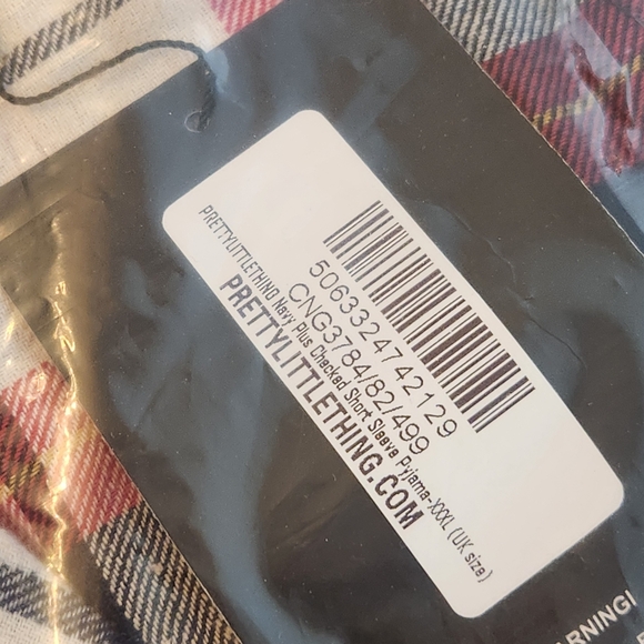 PrettyLittleThing PLT pajama women's 3XL red blue plaid plus size short sleeve - Picture 5 of 9